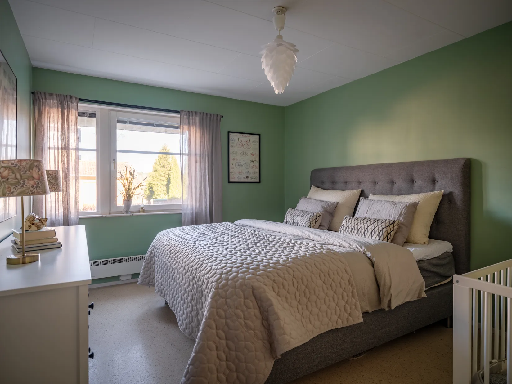 Villa, Radhus, Ättehagsvägen 31, Gribbylund, Täby