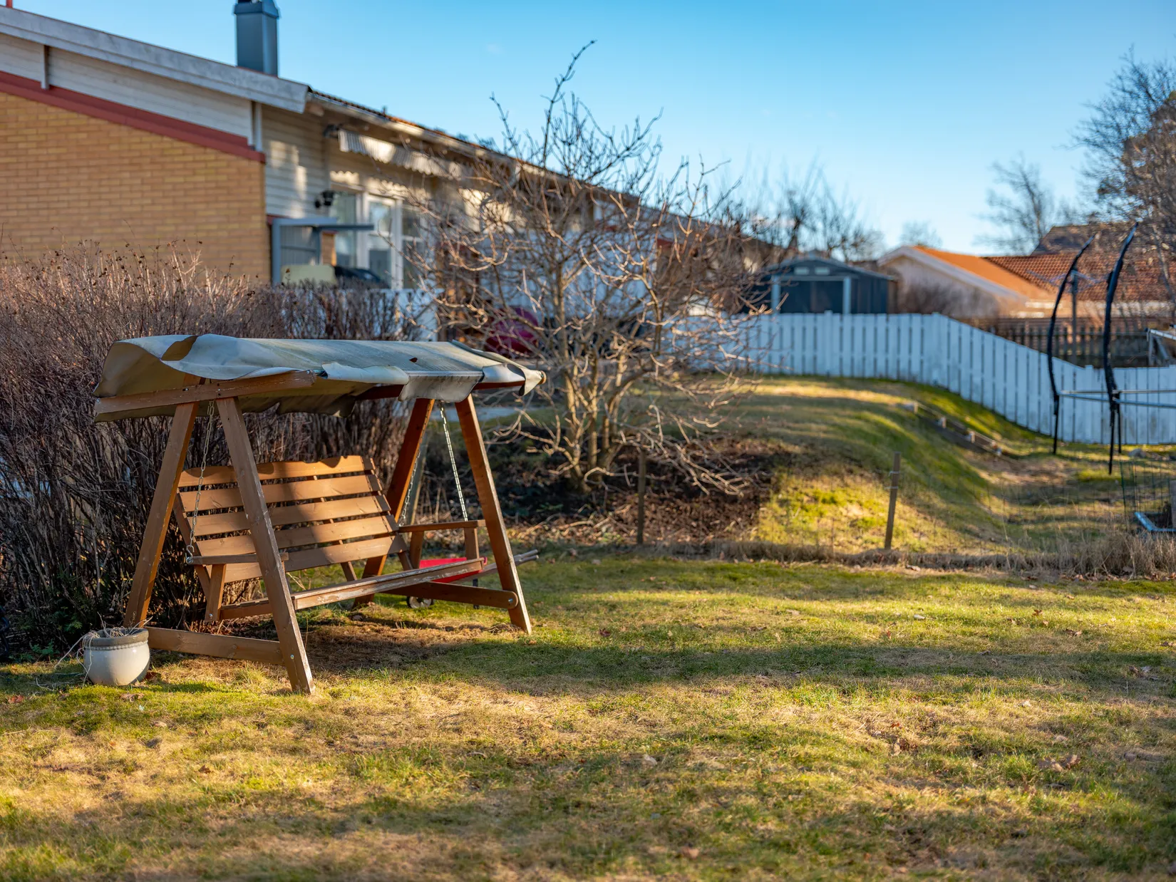Villa, Radhus, Ättehagsvägen 31, Gribbylund, Täby