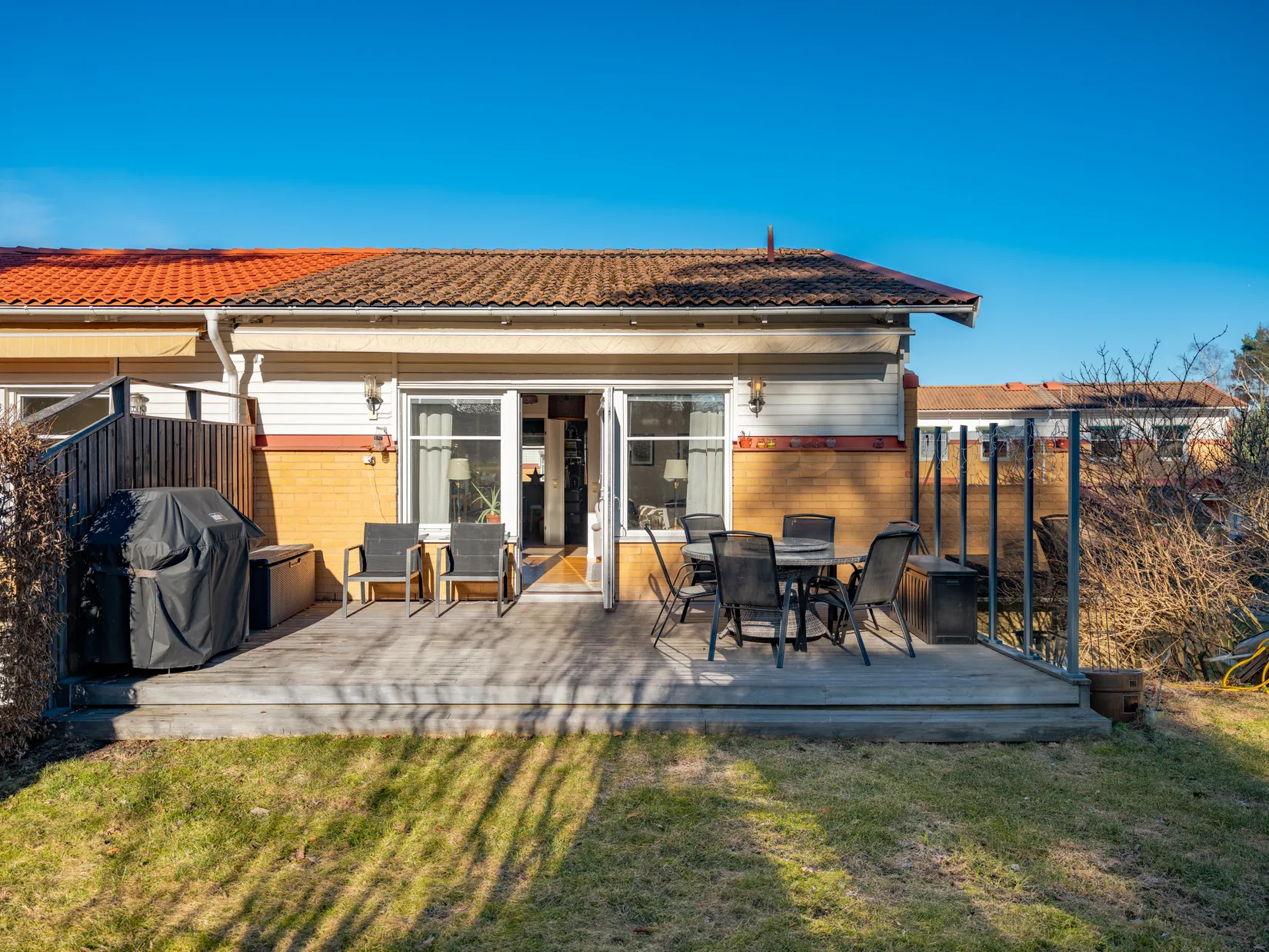 Villa, Radhus, Ättehagsvägen 31, Gribbylund, Täby