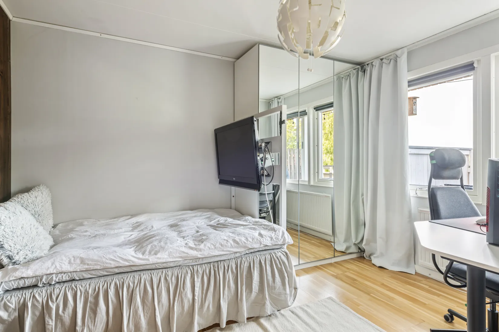 Villa, Radhus, Dianavägen 30, Gribbylund, Täby