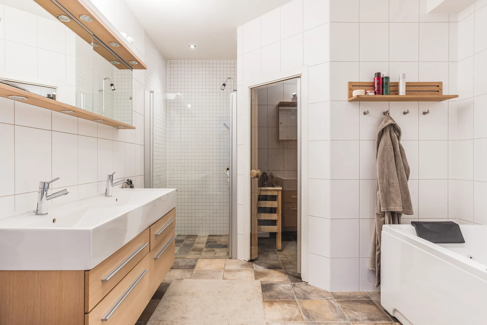 Villa, ANGANTYRVÄGEN 1, Österskär, Österåker