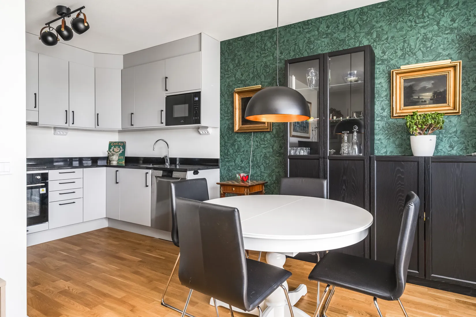 Bostadsrätt, Blommelundsallén 1, Sandbyhov, Norrköping