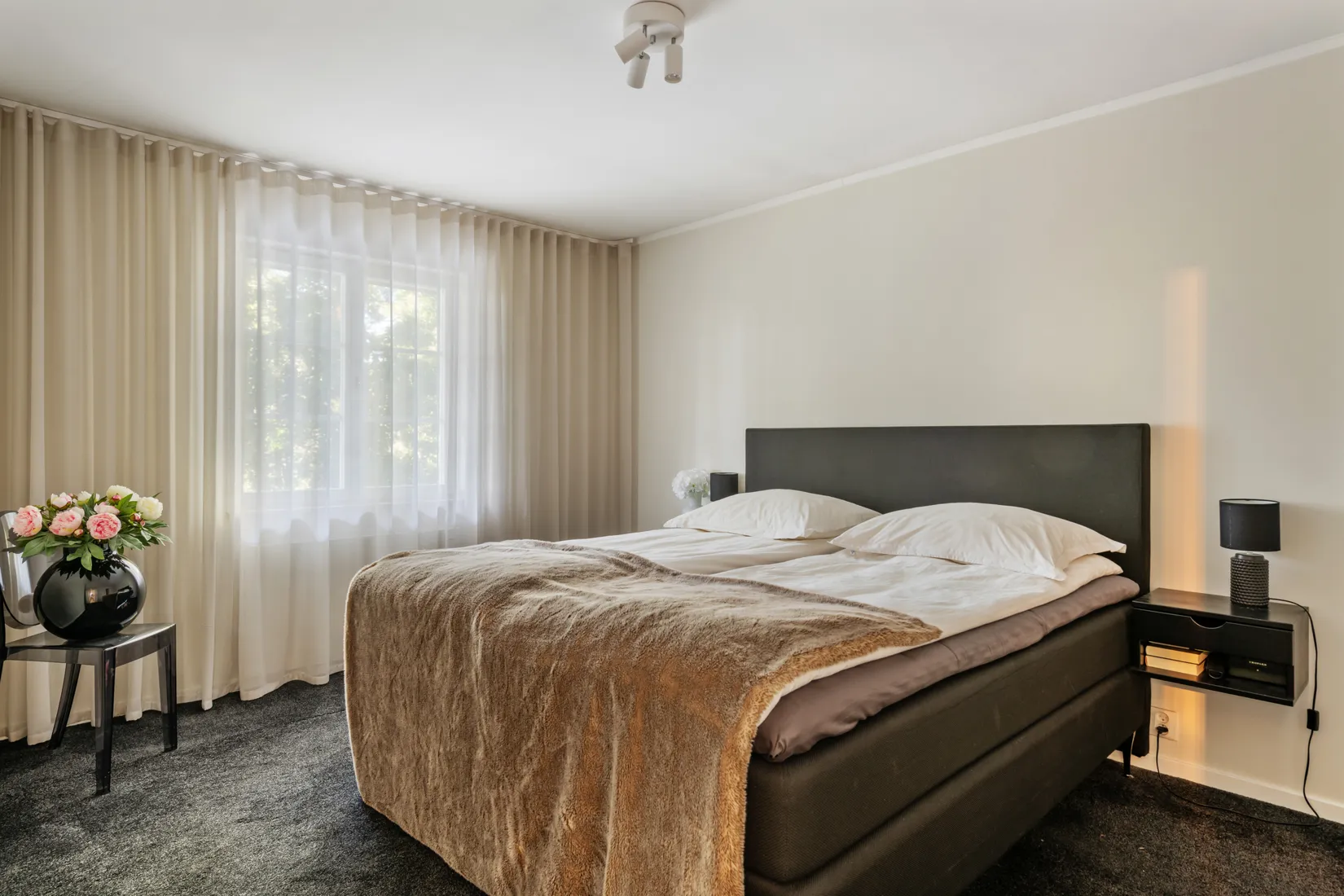 Villa, Höglandsvägen 29A, Näsbypark Sjösidan, Täby