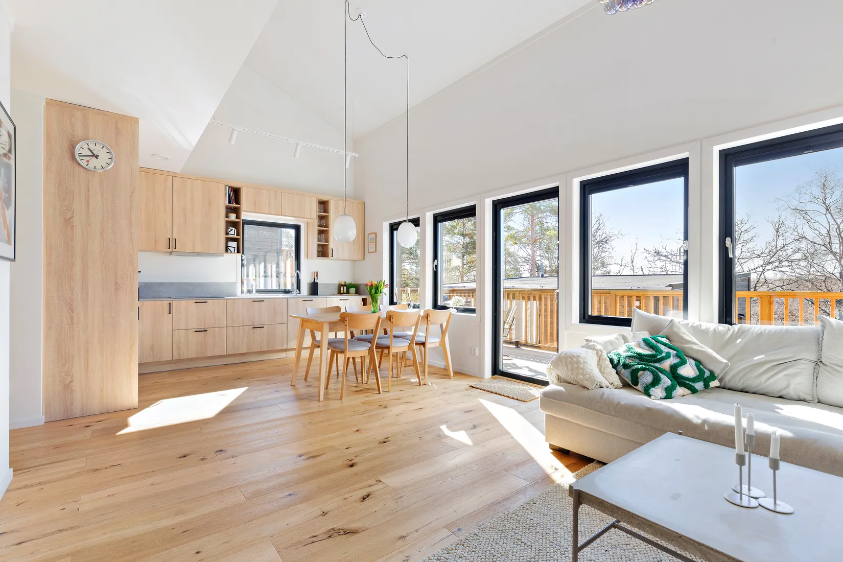 Bostadsrätt, Radhus, Smedjevägen 4B, Länna , Huddinge