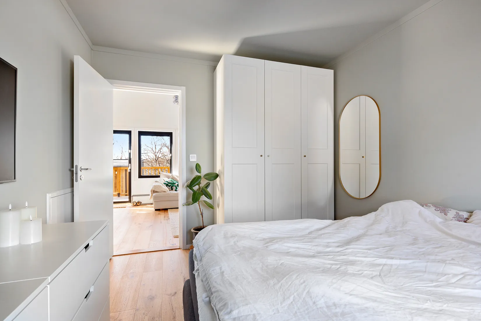 Bostadsrätt, Radhus, Smedjevägen 4B, Länna , Huddinge