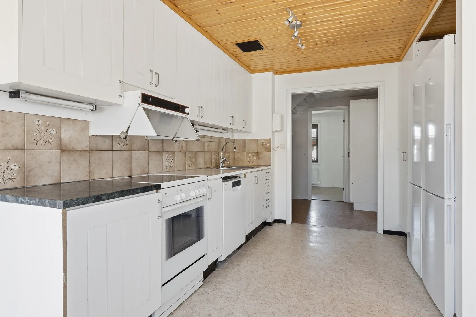 Radhus, Svärmarevägen 76, Fresta, Upplands Väsby