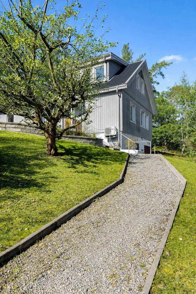 Villa, Fyrklöversbackarna 17, Hässelby Södra Villastad, Stockholm