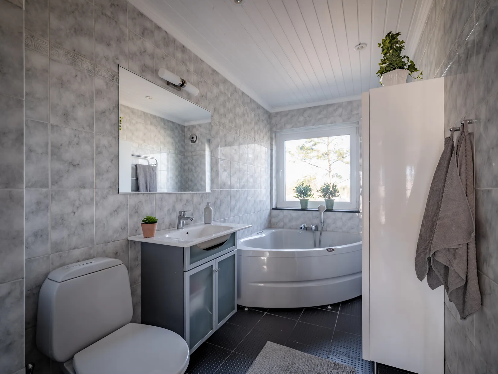 Villa, Radhus, Svedjevägen 41, Rudboda, Lidingö