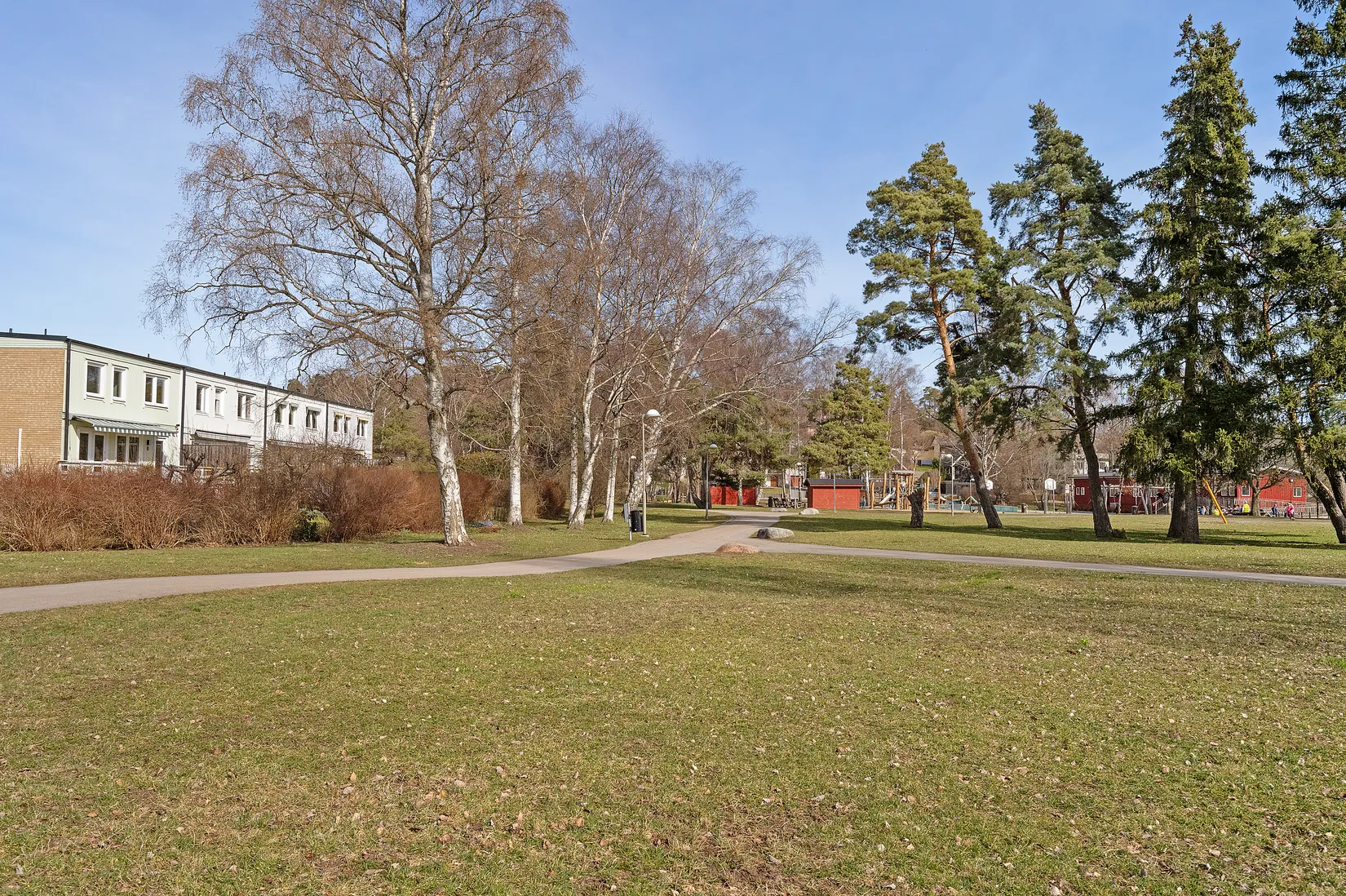 Radhus, Östergökssvängen 31, Spånga Nälsta, Stockholm