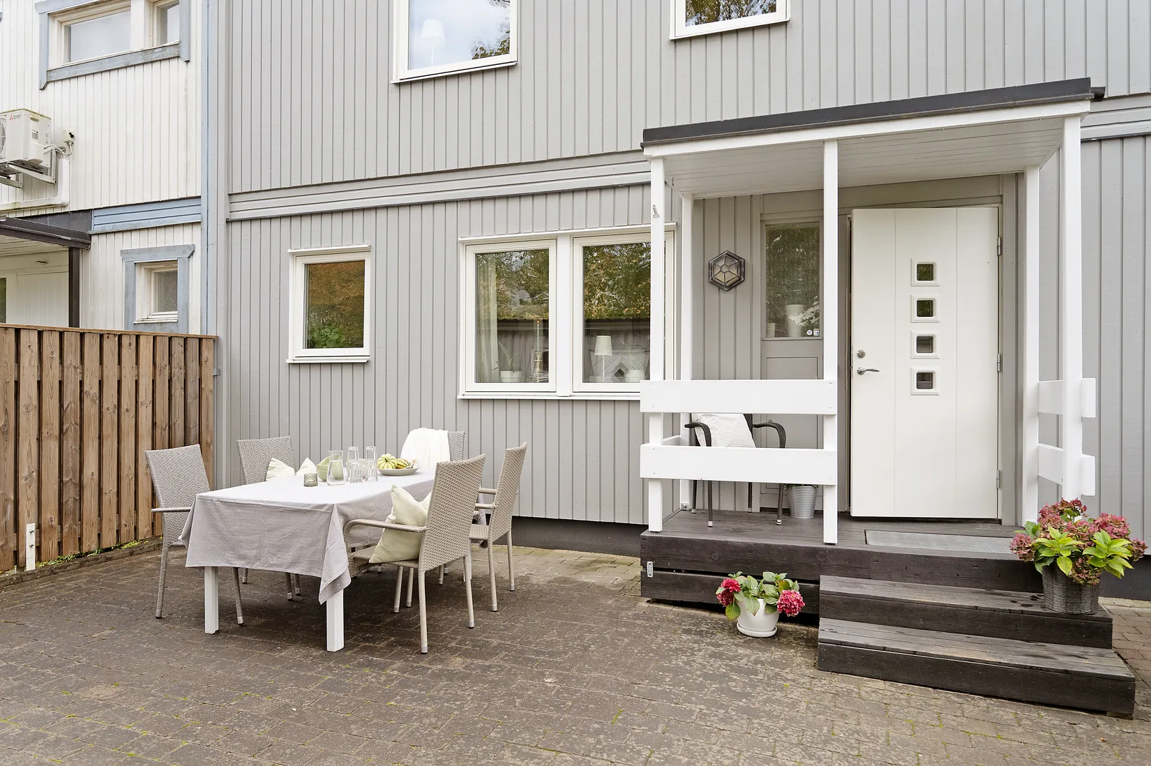 Radhus, Östergökssvängen 31, Spånga Nälsta, Stockholm