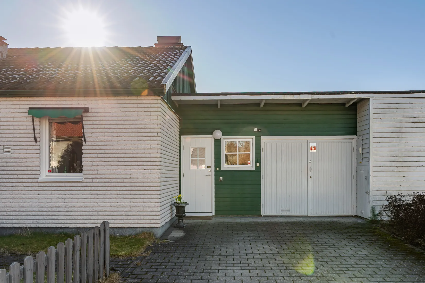 Villa, Hjälmsjögatan 10, Katrineholm Öster, Katrineholm