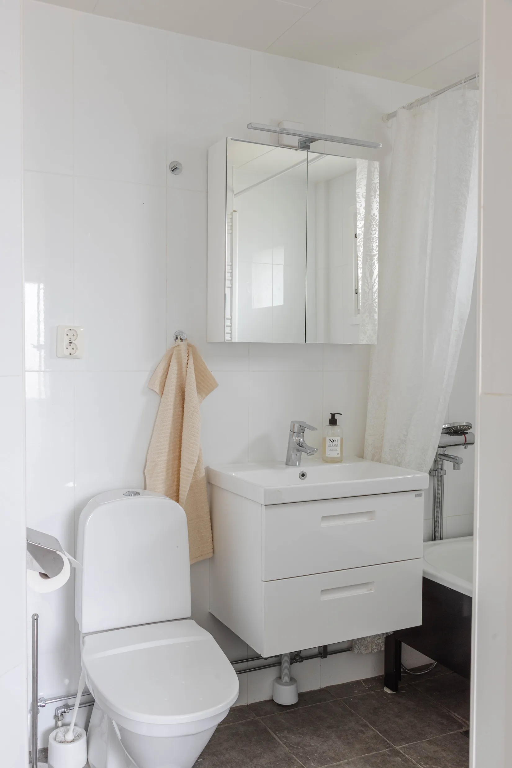 Radhus, Gästrikevägen 7, Önsta Gryta, Västerås