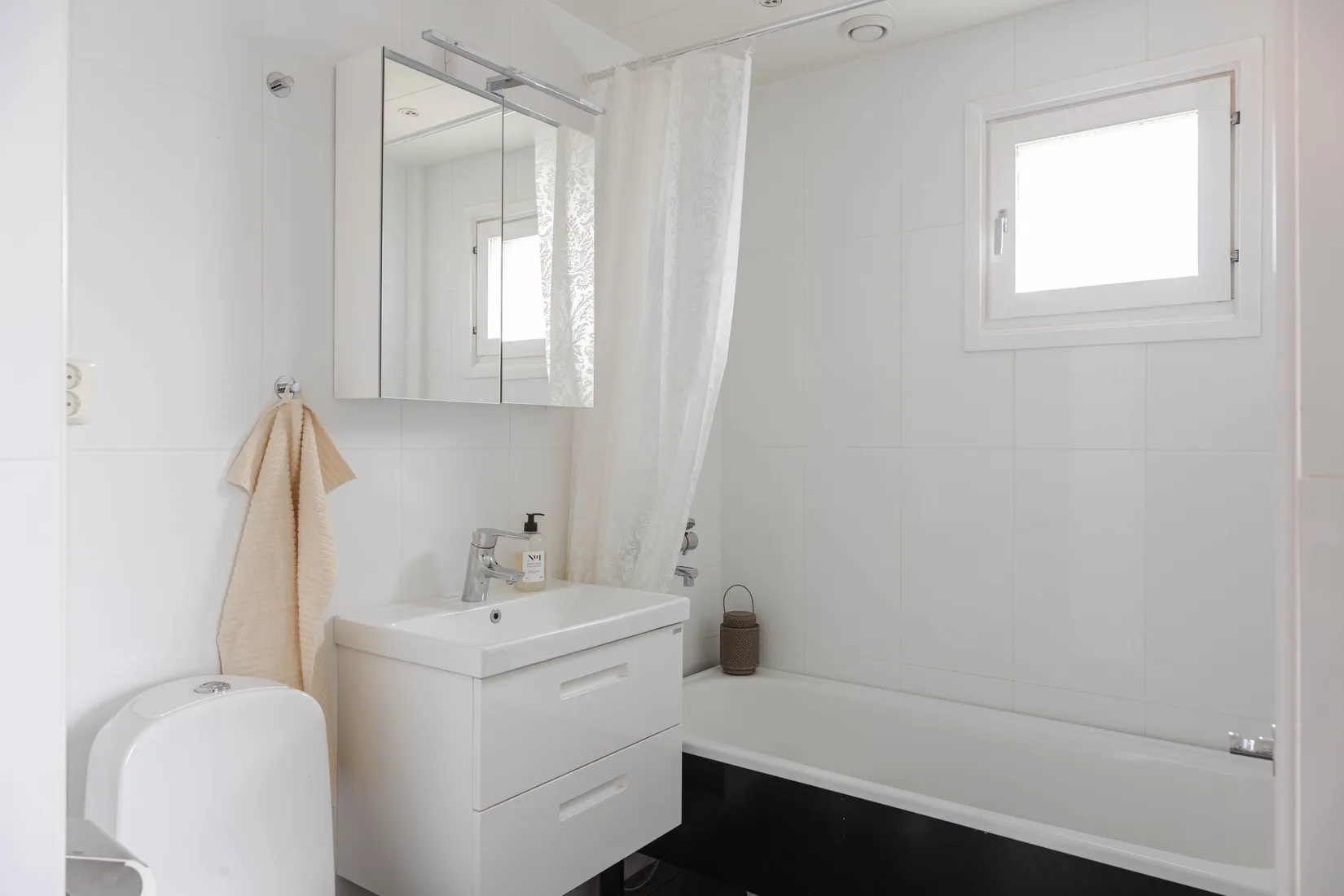 Radhus, Gästrikevägen 7, Önsta Gryta, Västerås