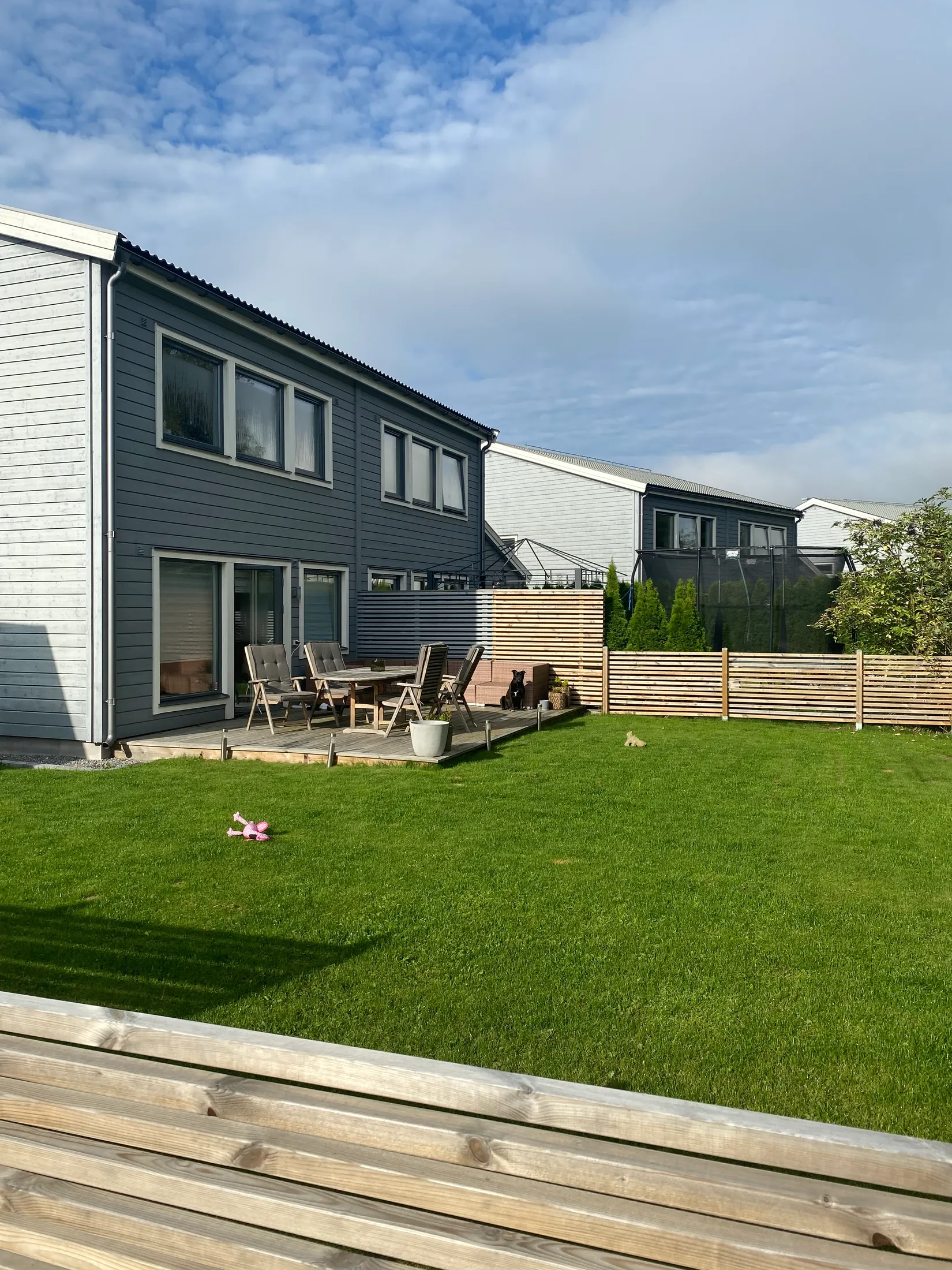 Radhus, Lillmossvägen 16A, Norrboda, Upplands-Bro