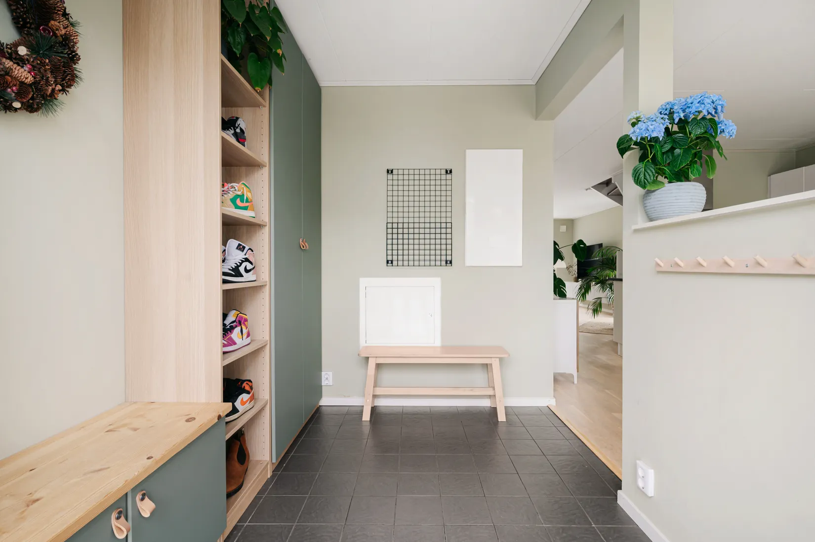 Radhus, Lillmossvägen 16A, Norrboda, Upplands-Bro