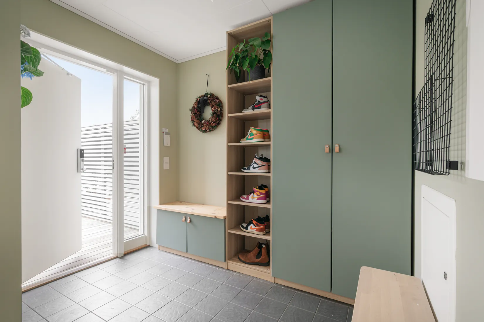 Radhus, Lillmossvägen 16A, Norrboda, Upplands-Bro