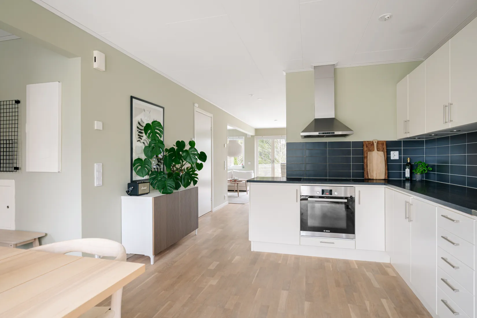 Radhus, Lillmossvägen 16A, Norrboda, Upplands-Bro