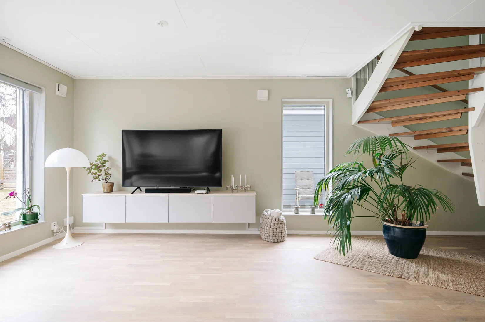 Radhus, Lillmossvägen 16A, Norrboda, Upplands-Bro