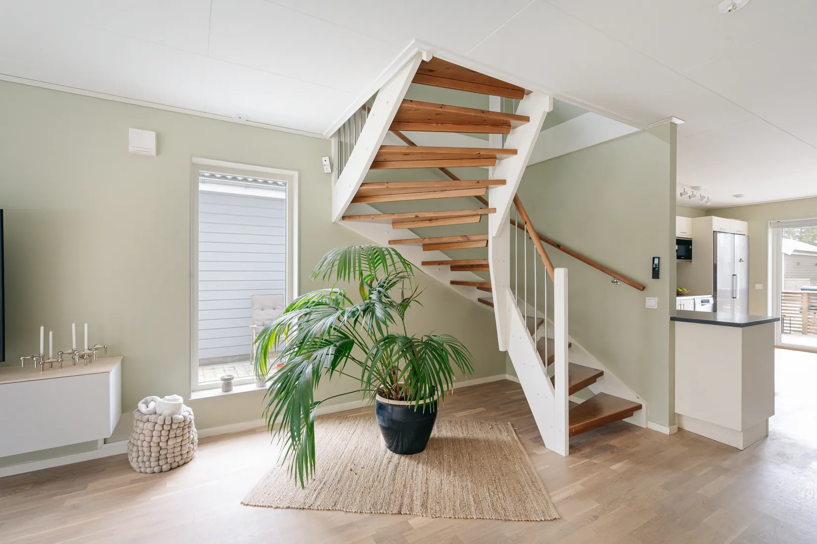 Radhus, Lillmossvägen 16A, Norrboda, Upplands-Bro