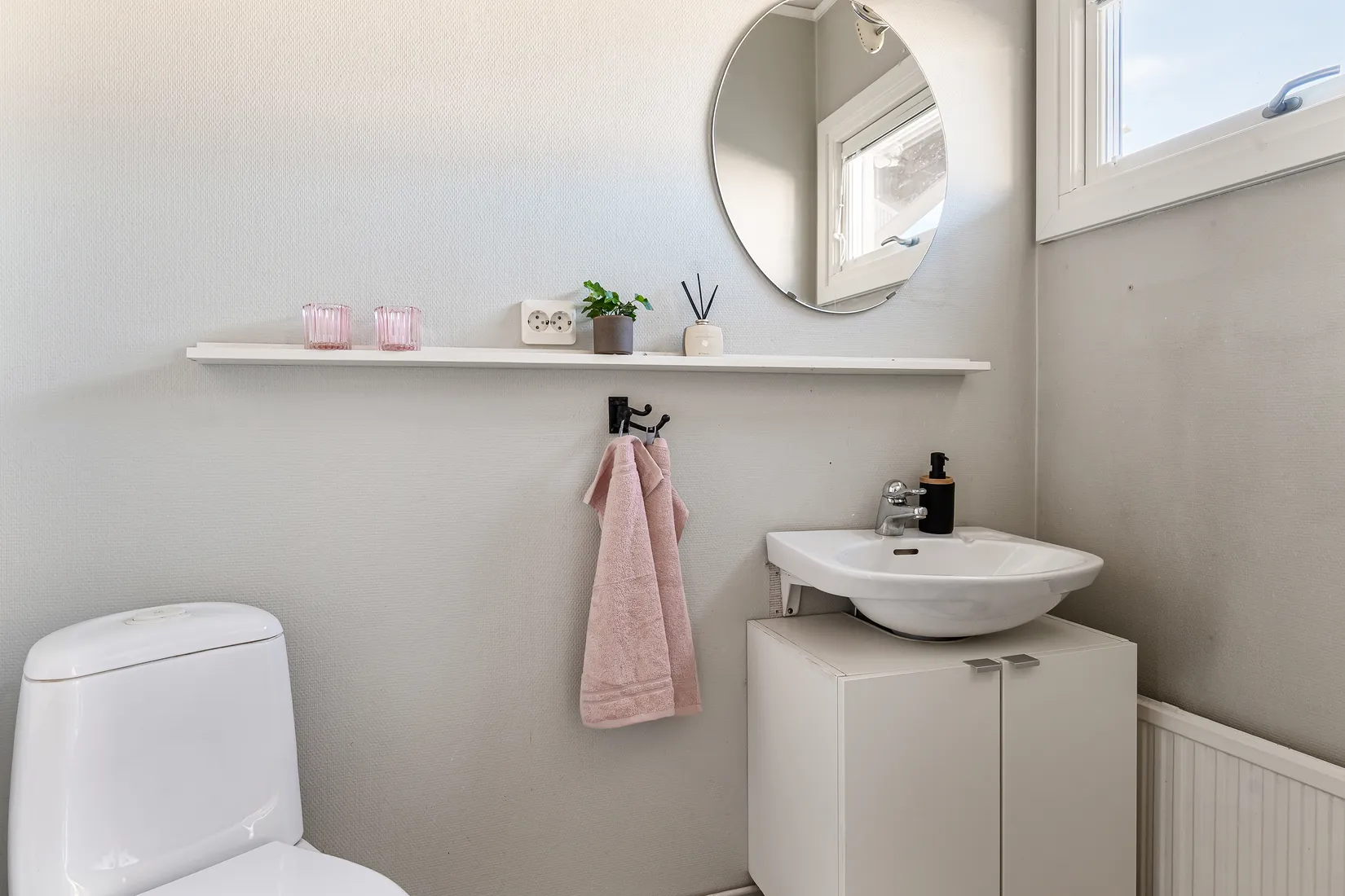 Bostadsrätt, Radhus, Linnévägen 9E, Oppeby, Nyköping