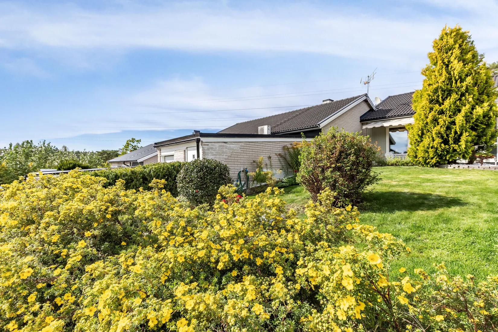 Radhus, Tallåsvägen 36, Tallåsen/Centralt, Strängnäs