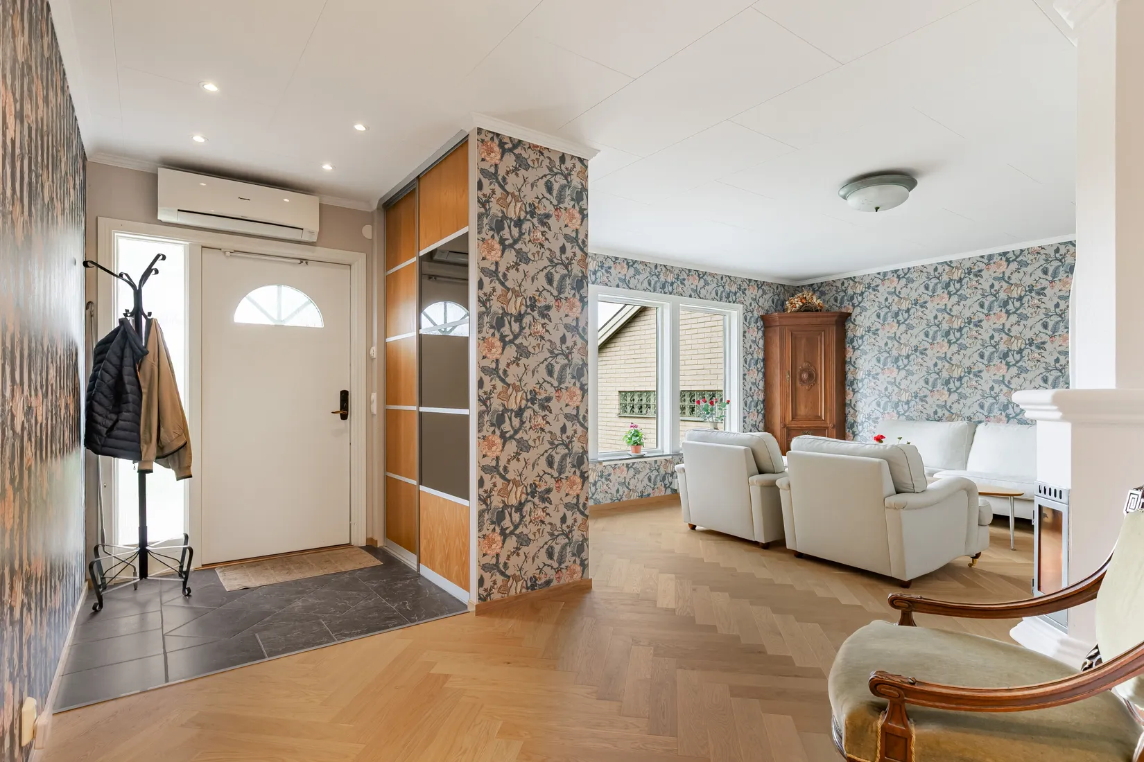 Radhus, Tallåsvägen 36, Tallåsen/Centralt, Strängnäs