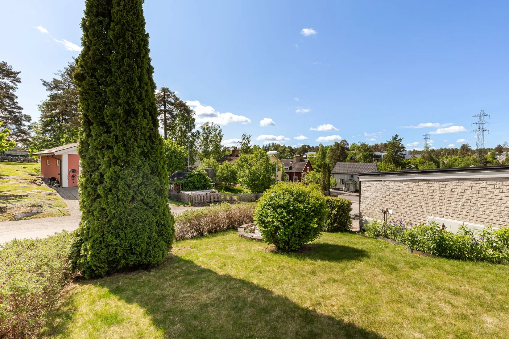 Radhus, Tallåsvägen 36, Tallåsen/Centralt, Strängnäs