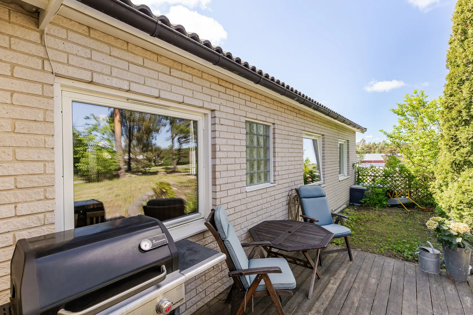 Radhus, Tallåsvägen 36, Tallåsen/Centralt, Strängnäs