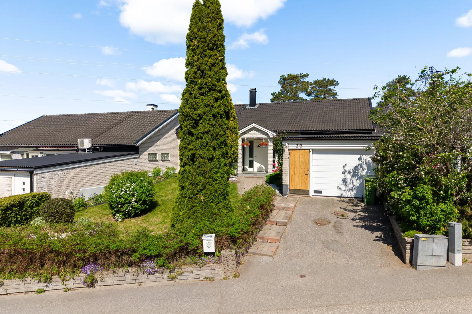Radhus, Tallåsvägen 36, Tallåsen/Centralt, Strängnäs