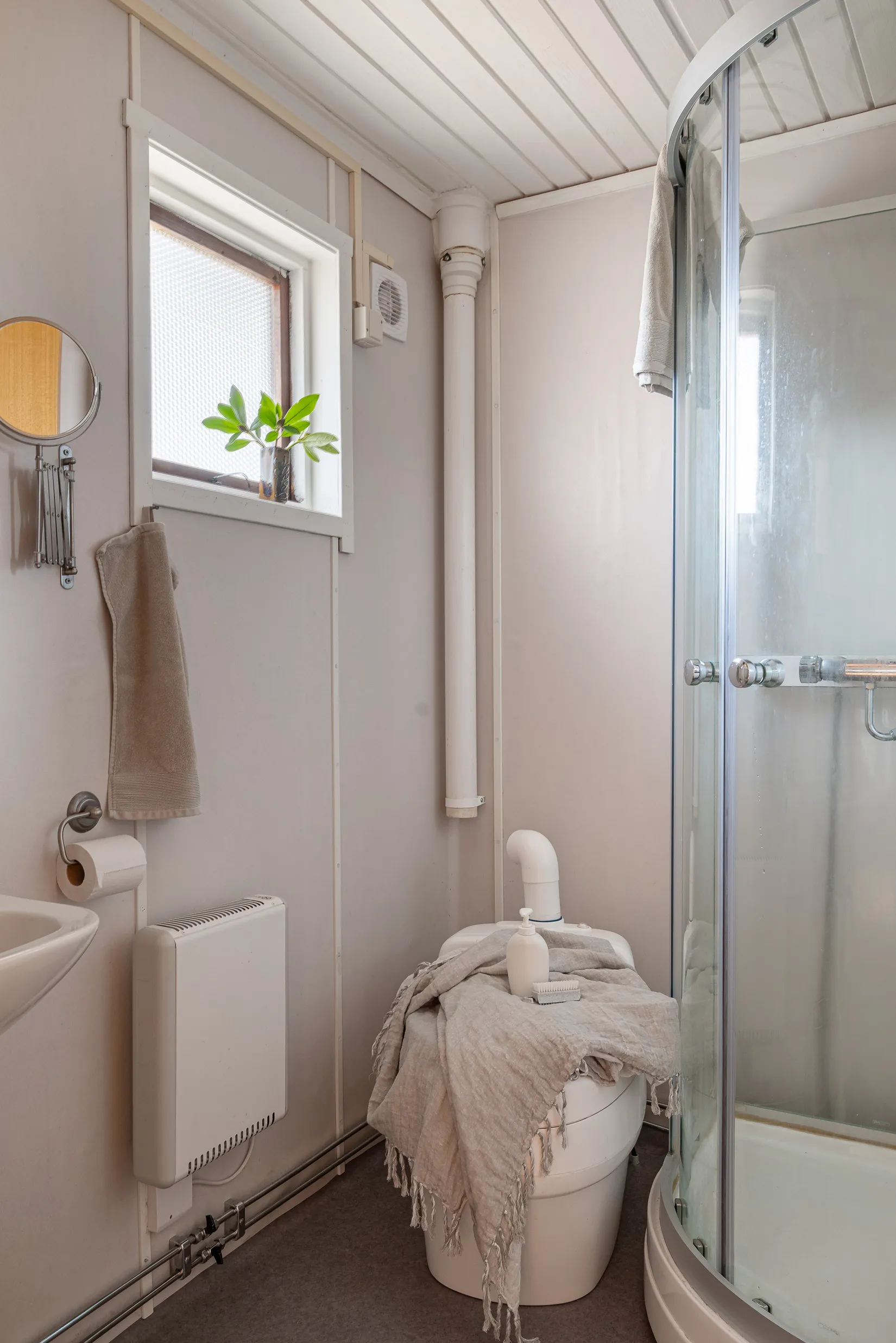 Fritidshus, Laxvägen 6, Svinsjö Gård, Gnesta