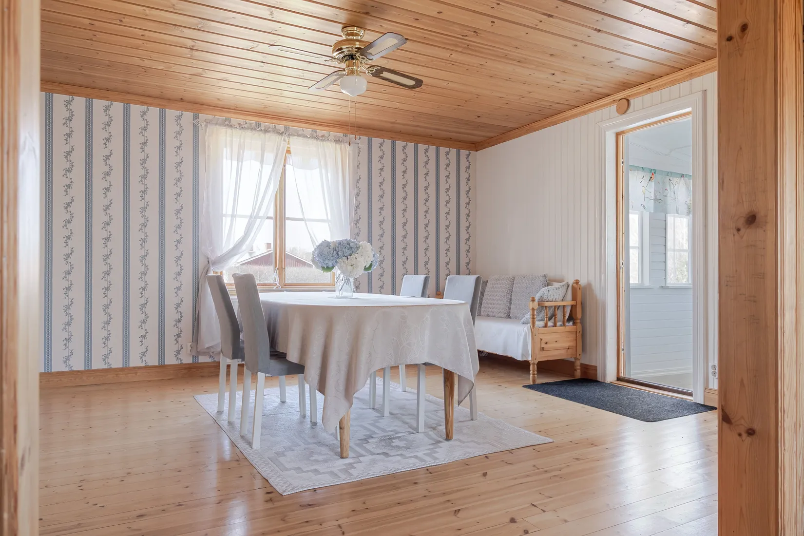 Villa, Älvvägen 26, Korea, Ljusdal