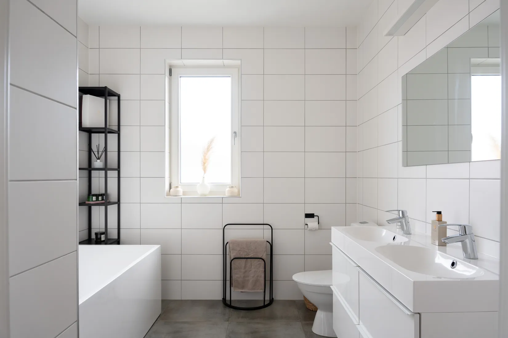 Villa, Träkolsvägen 5, Kvicksund, Västerås