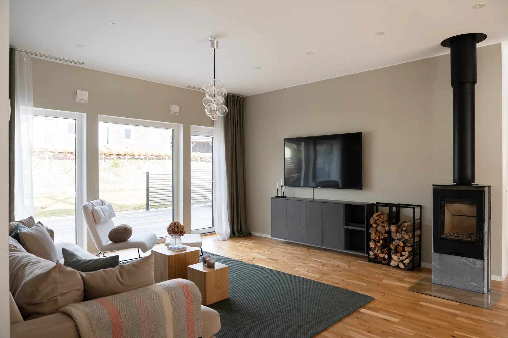 Villa, Träkolsvägen 5, Kvicksund, Västerås