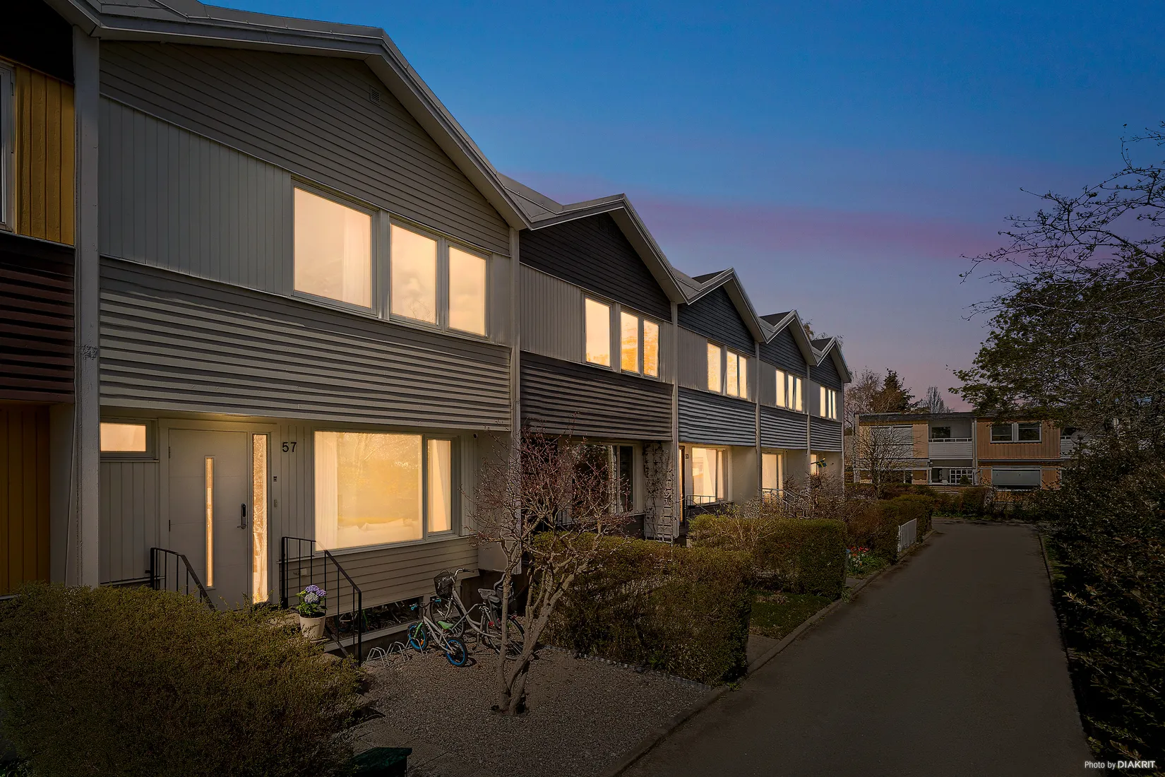 Radhus, Ängsullsvägen 57, Kälvesta - Vällingby, Stockholm
