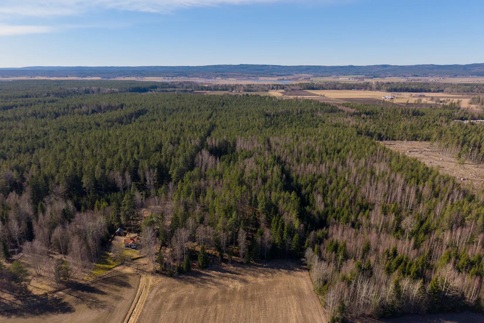 Gård/Skog, Eker 369, Eker, Örebro