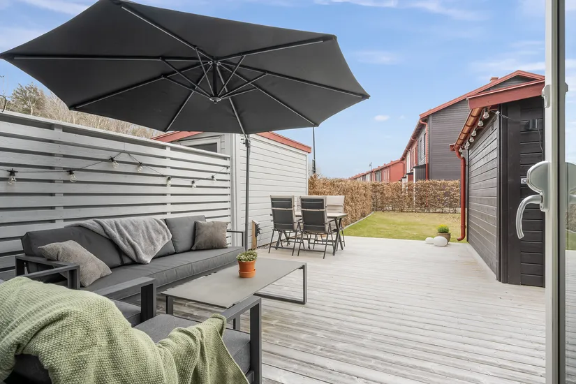 Radhus, Fingerharvsvägen 42, Nedersta, Haninge