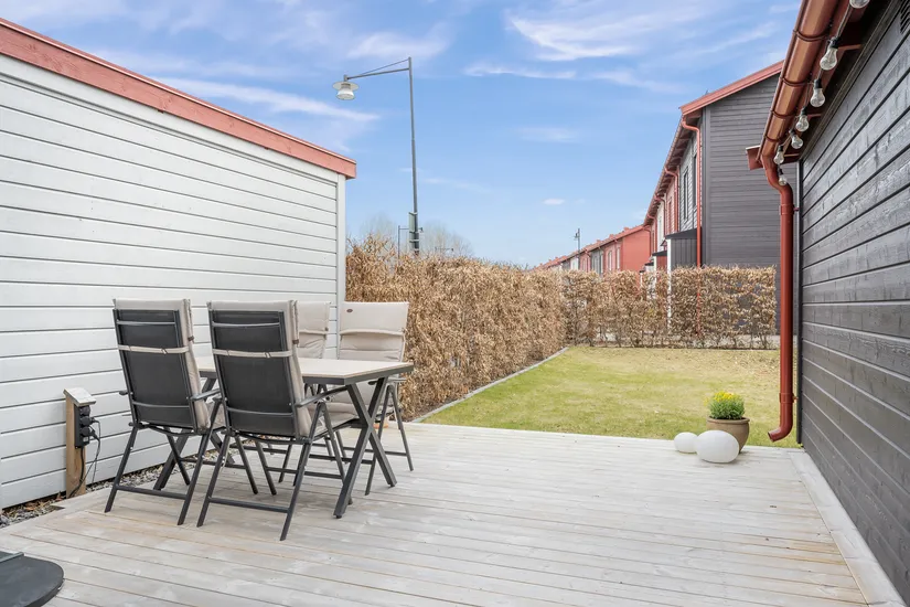 Radhus, Fingerharvsvägen 42, Nedersta, Haninge