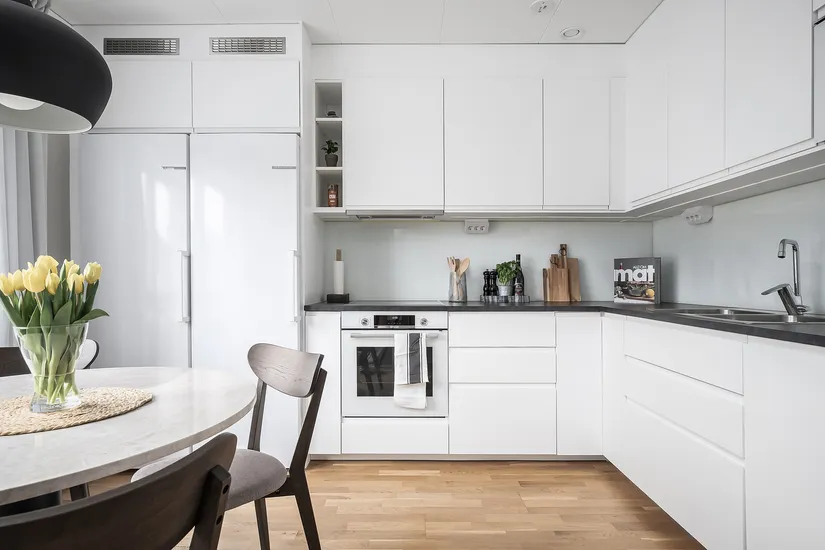 Radhus, Fingerharvsvägen 42, Nedersta, Haninge