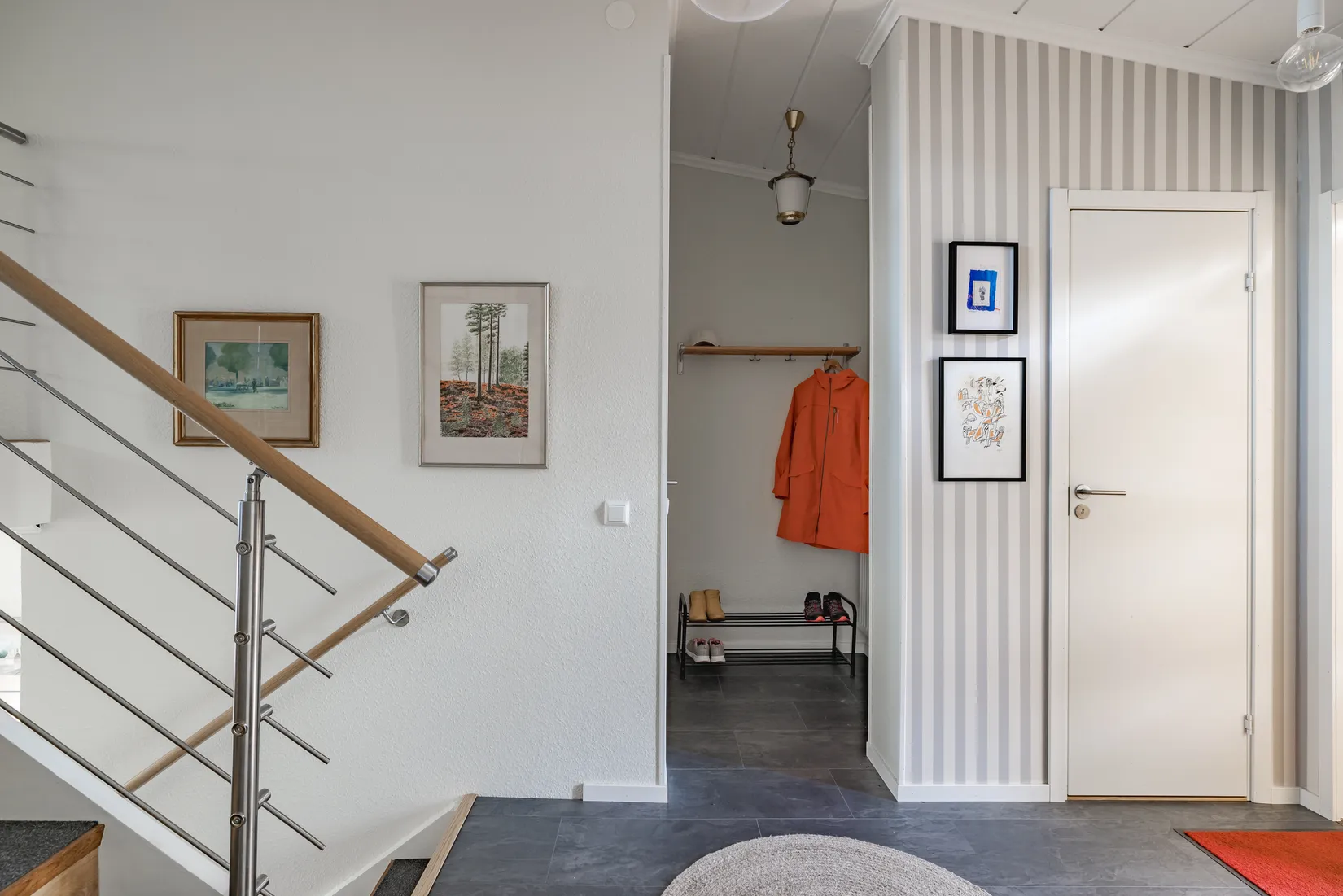 Radhus, Magasinsvägen 30, Kristinehamn