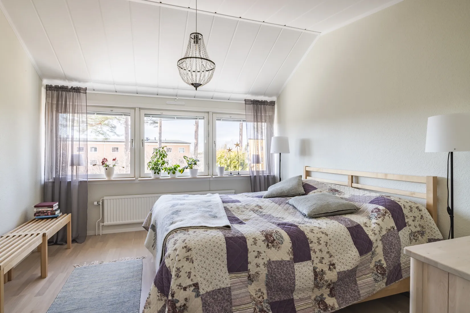 Radhus, Magasinsvägen 30, Kristinehamn