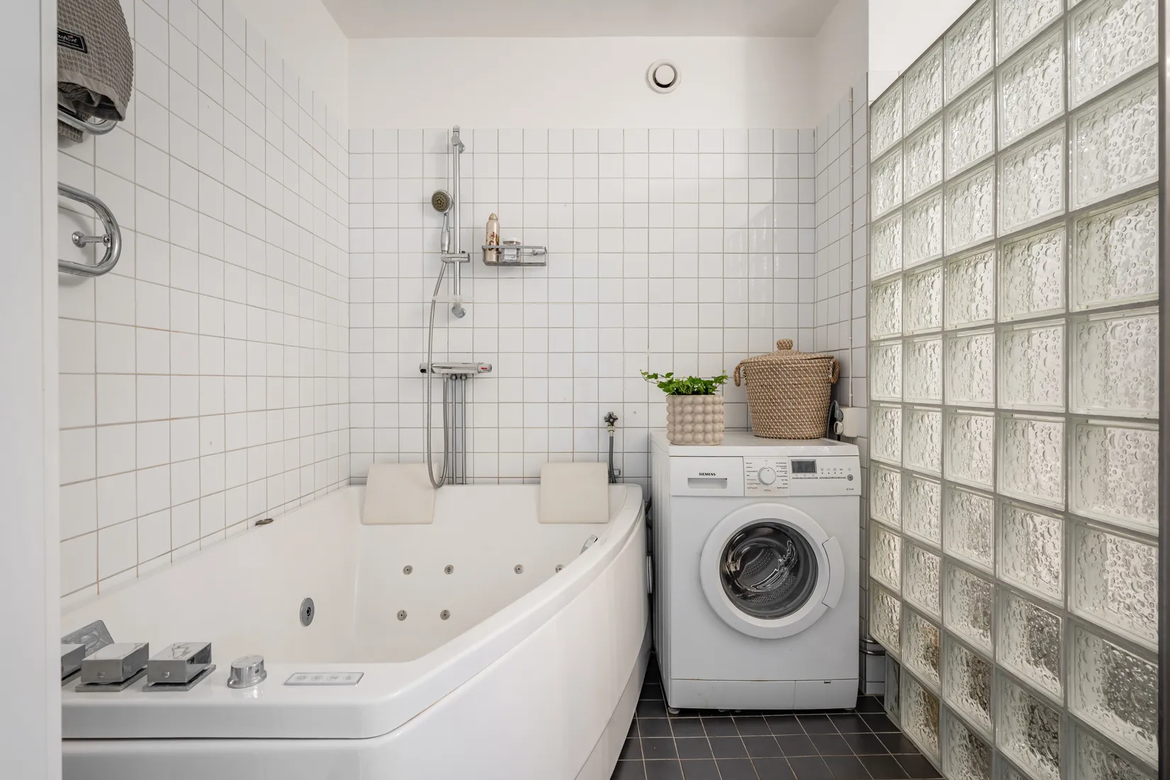 Bostadsrätt, Marknadsvägen 183, Täby Centrum, Täby