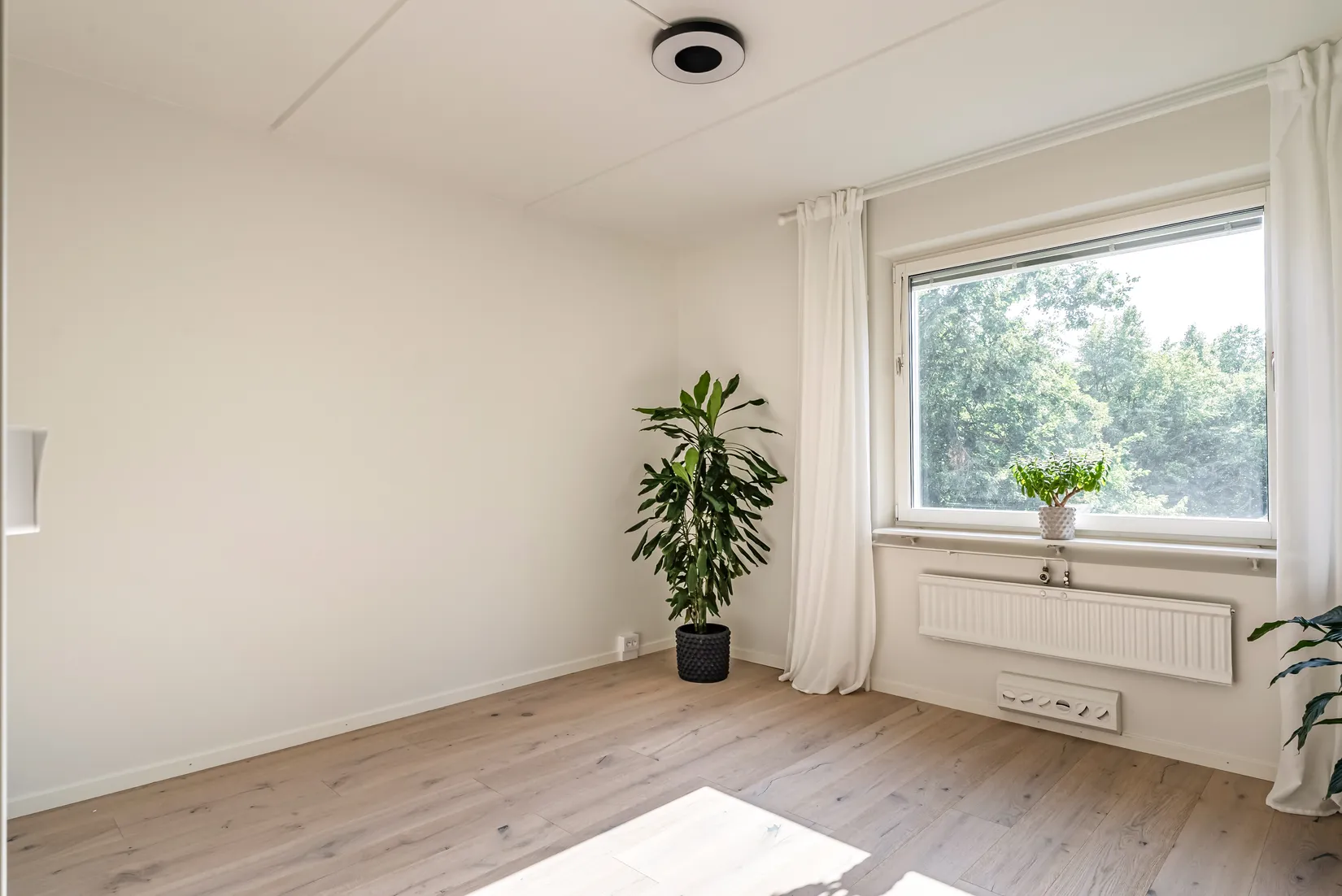 Bostadsrätt, Åkerbyvägen 98, Storstugan, Täby