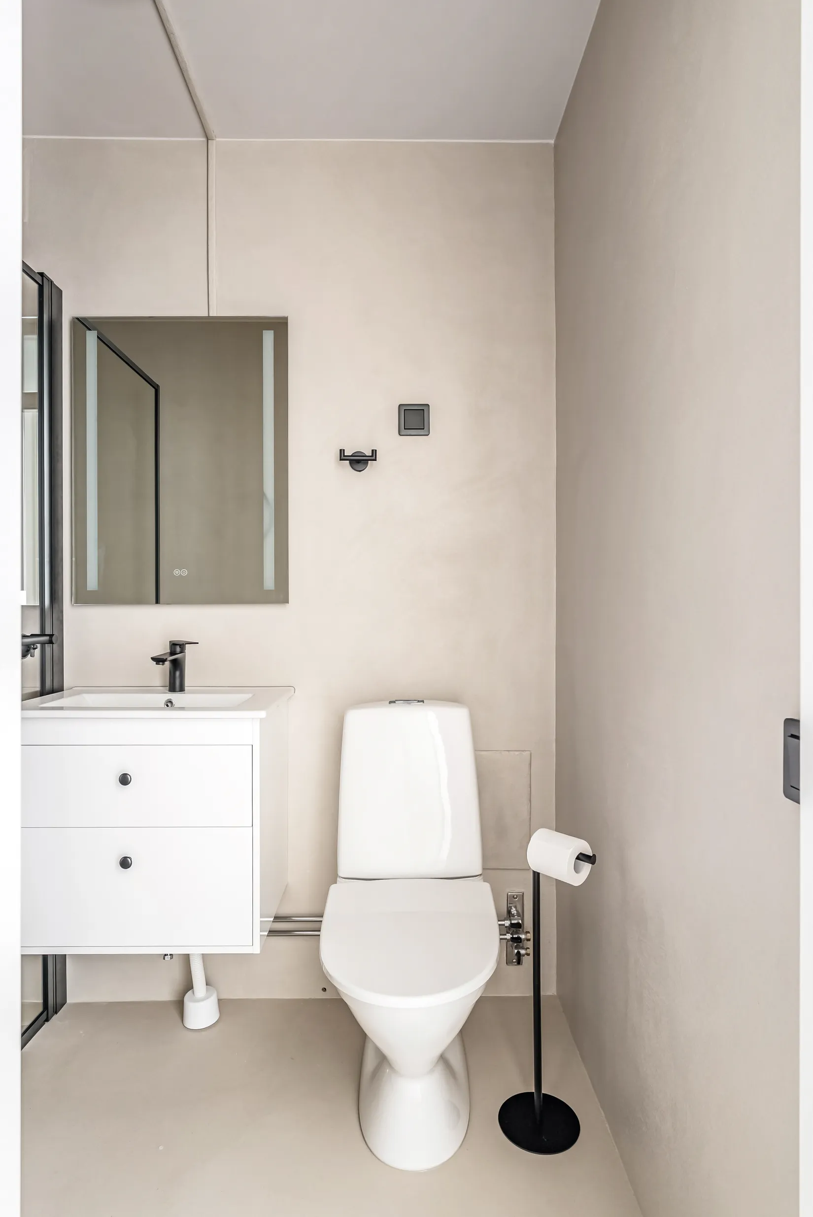 Bostadsrätt, Åkerbyvägen 98, Storstugan, Täby