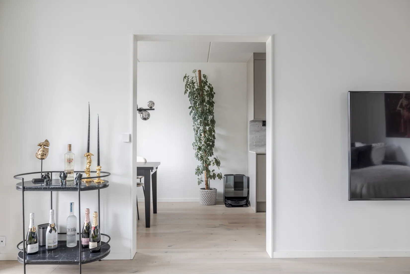 Bostadsrätt, Åkerbyvägen 98, Storstugan, Täby