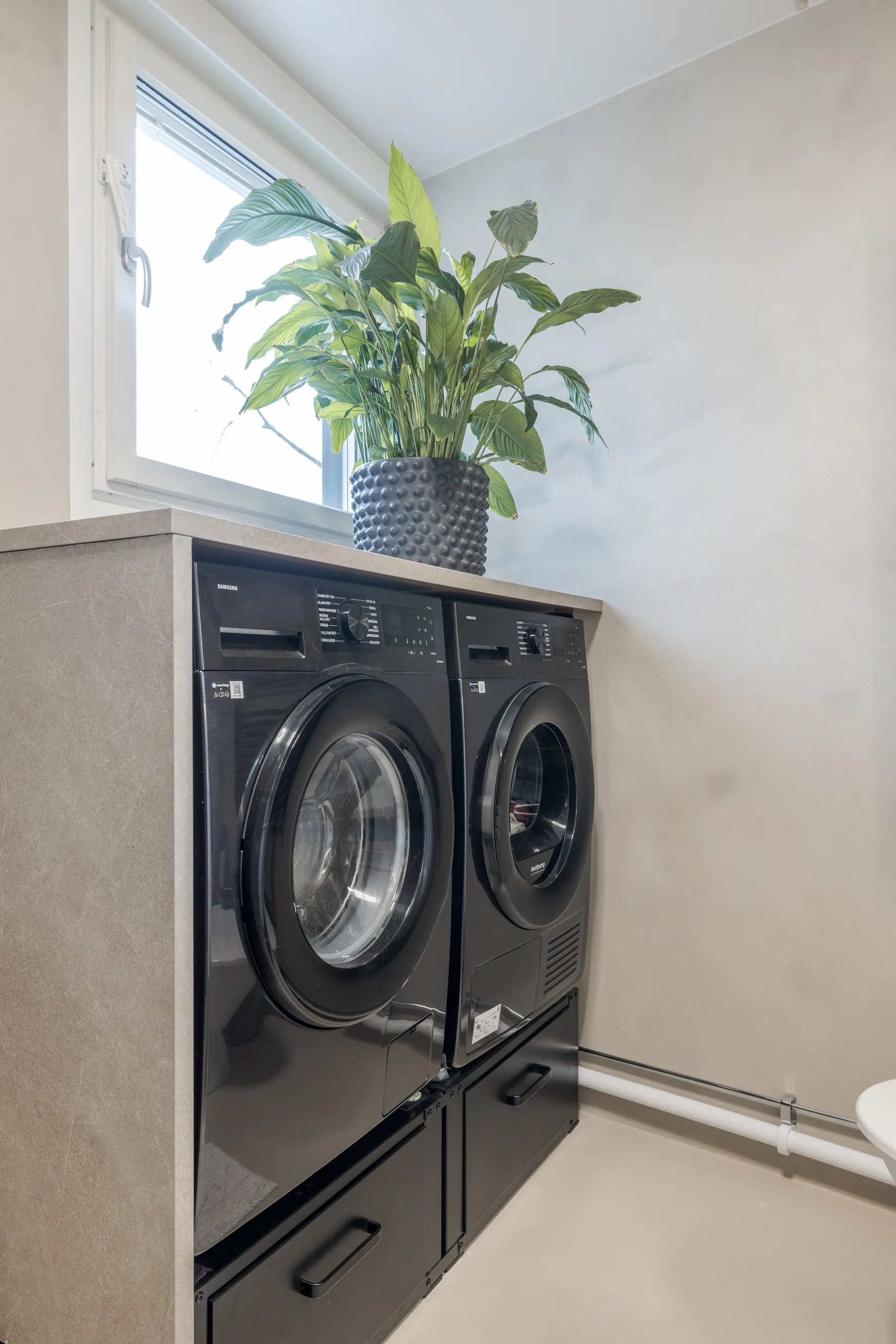 Bostadsrätt, Åkerbyvägen 98, Storstugan, Täby