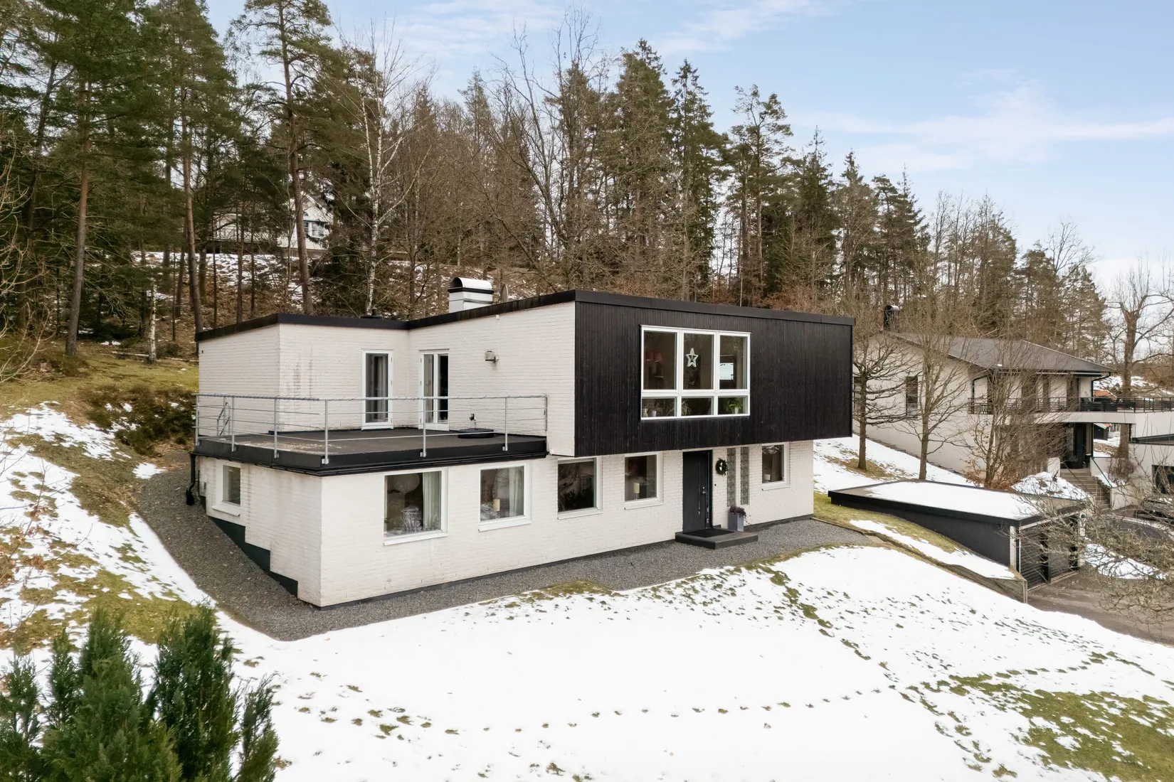 Villa, Kyrkogatan 46, Kinna, Mark