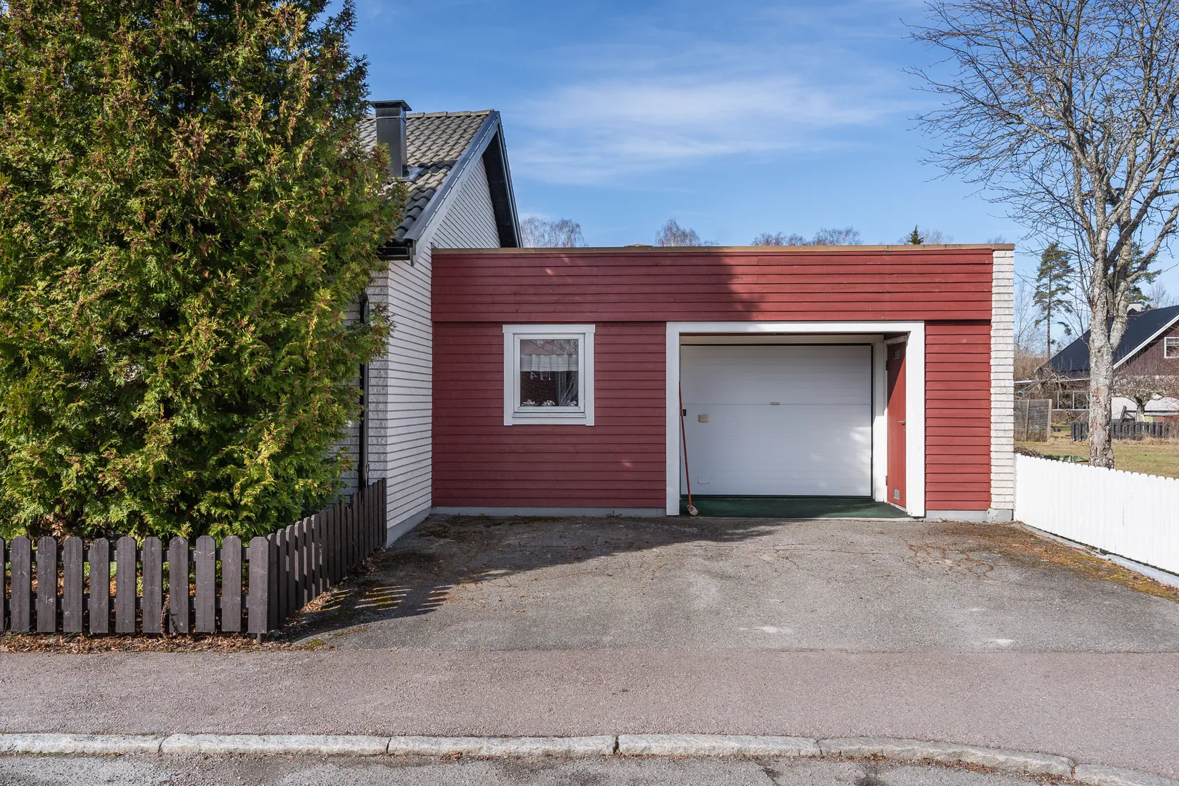 Villa, Laxöringsgatan 13, Hamre, Västerås