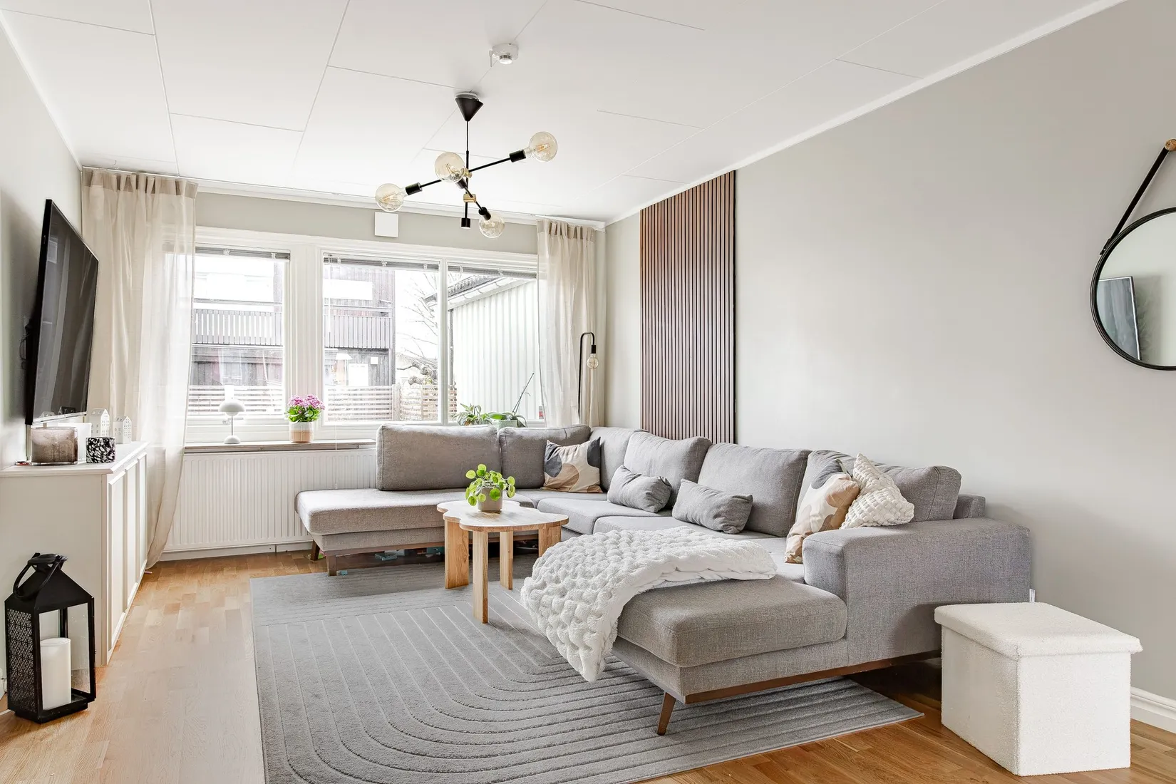 Villa, Radhus, Blomsterkungsvägen 142, Hässelby/Backlura, Stockholm