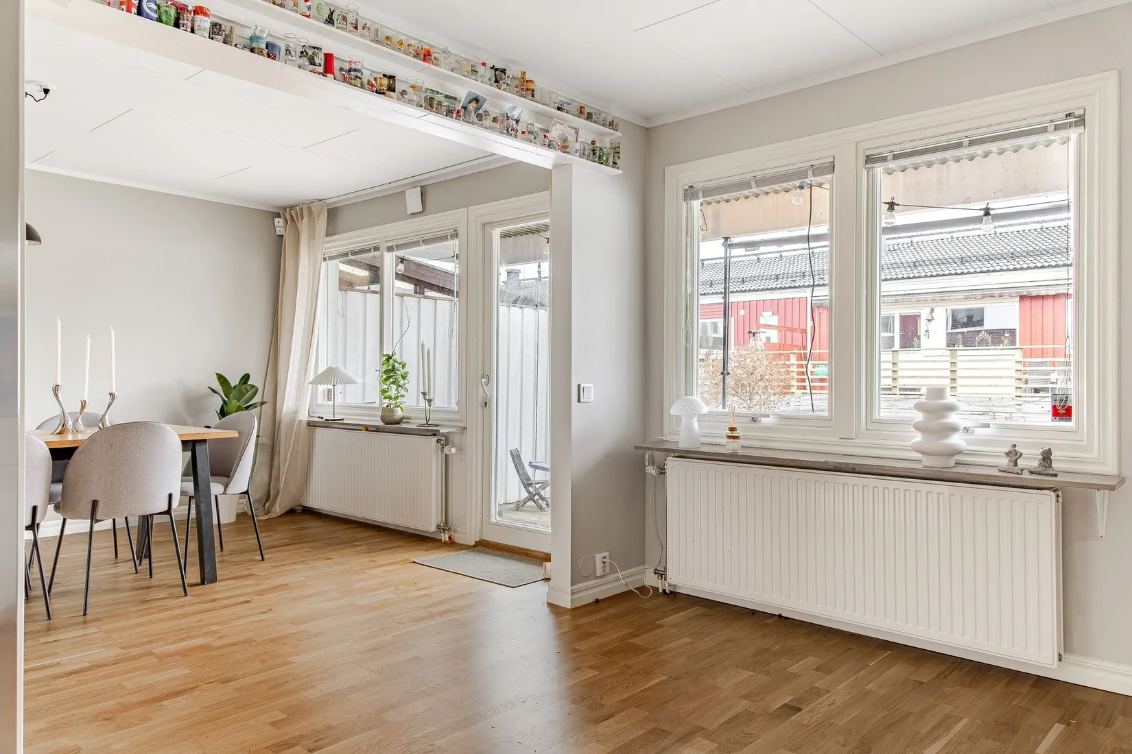 Villa, Radhus, Blomsterkungsvägen 142, Hässelby/Backlura, Stockholm