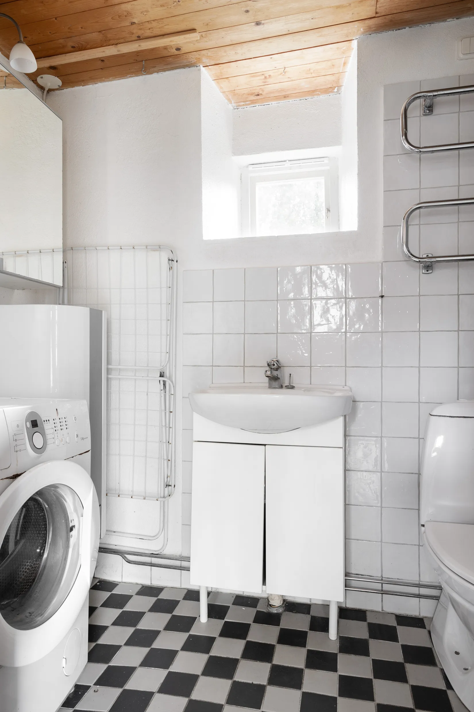 Villa, Gladsaxvägen 11, Baskemölla, Simrishamn